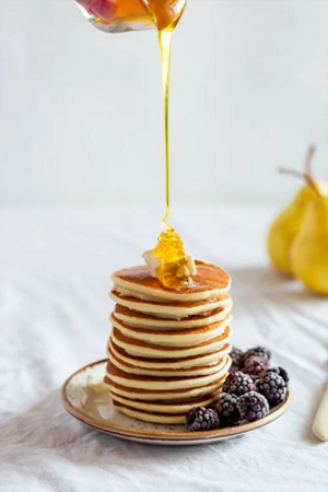 pancakes with honey